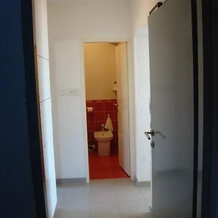 Kike Red Kaštela