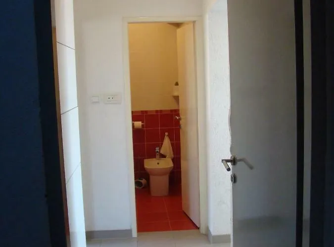 Kike Red Kaštela